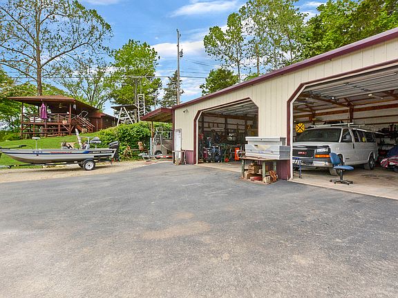 5th image of 7259 W State Highway 76