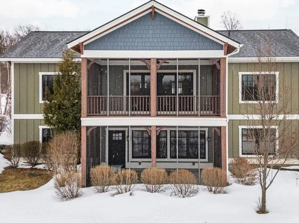 2574 Highlander Dr, Harbor Springs, MI 49740
