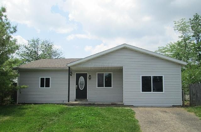 1st image of 1301 Maple Park Dr