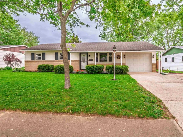2604 E 27th St, Muncie, IN 47302