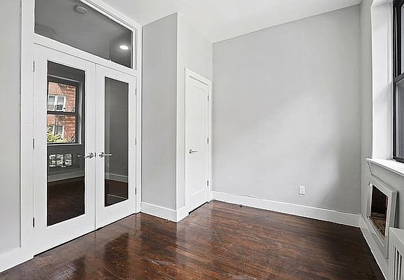 3rd image of 518 E 88th St APT 2A