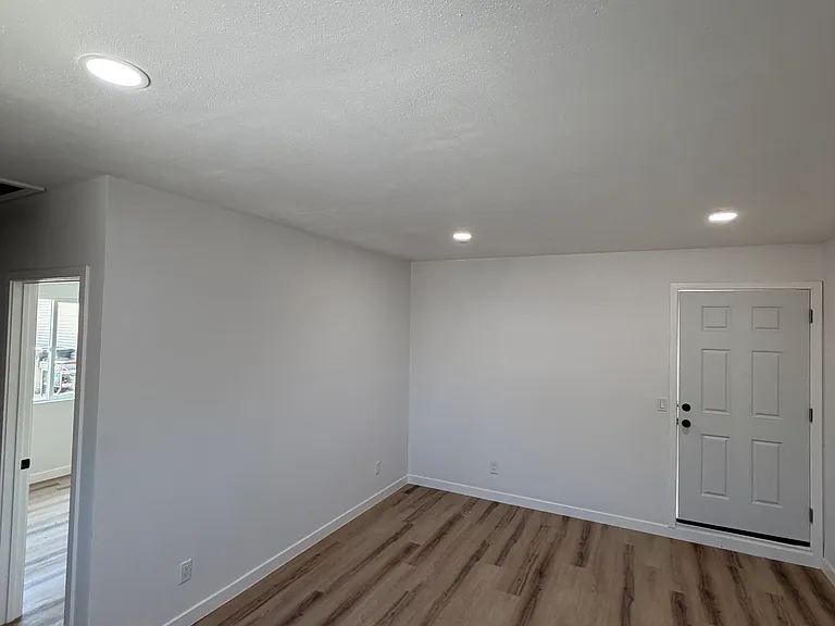 133 S 2nd St #135-B — Photo 3