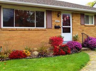 3247 Schneider Rd, Toledo, OH 43614