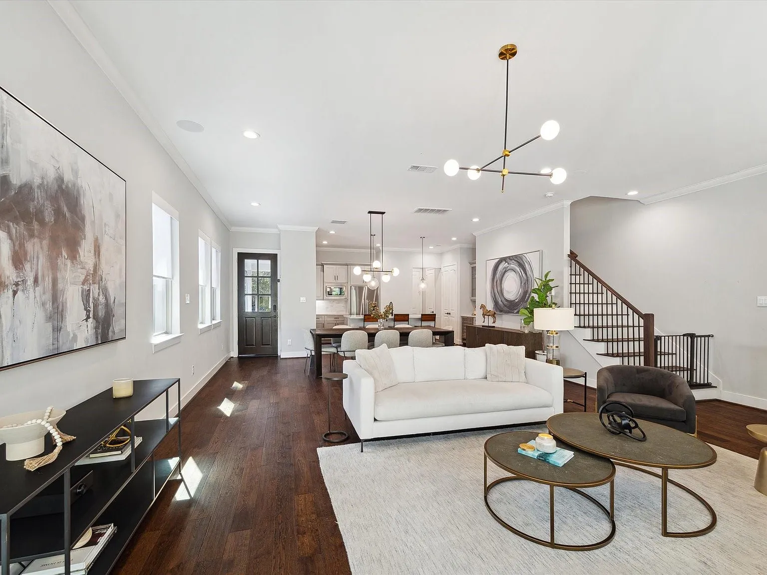 3 bed, 3.5 bath, 2622 sqft, $5,500 — Photo 4