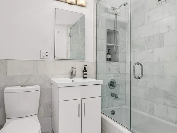 20 East 68th Street 5G image 10 of 10