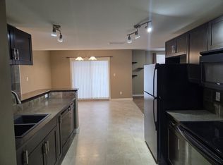 189 Silkstone Rd W, Lethbridge, AB T1J 4J9