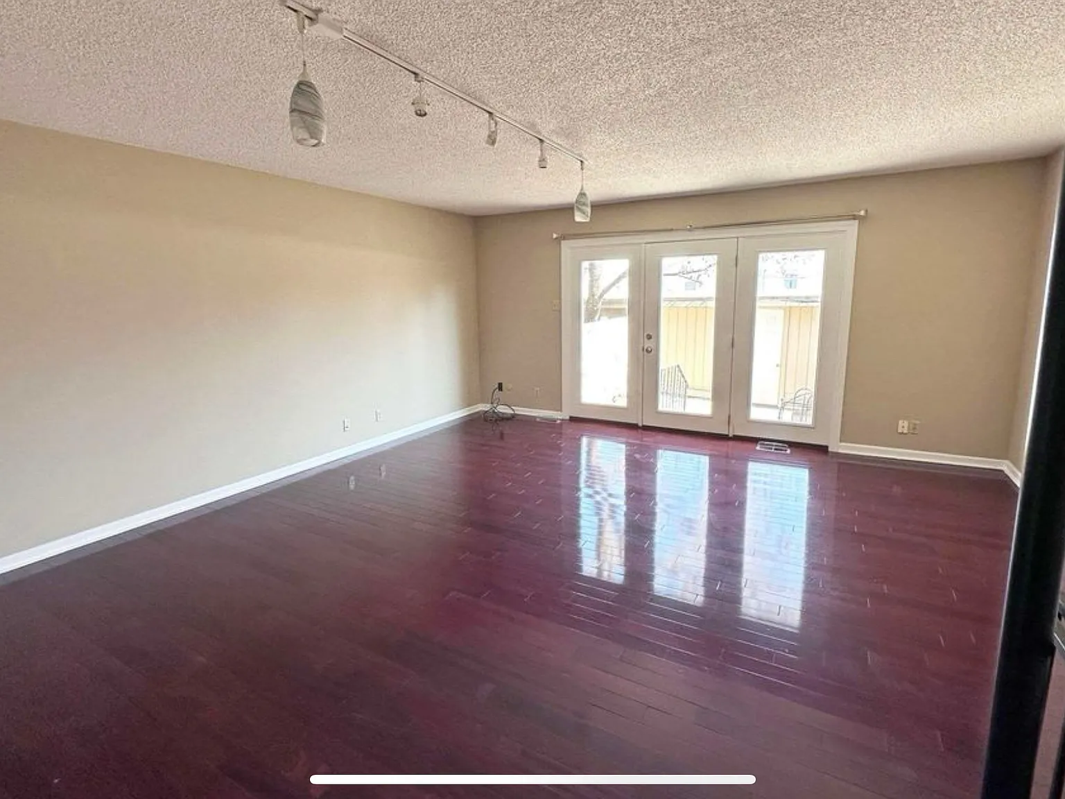 3424 SW Arrowhead Rd — Photo 2