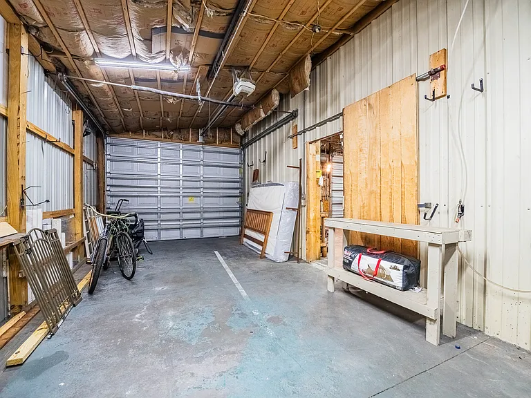 5905 Whispering Pines Rd — Photo 46
