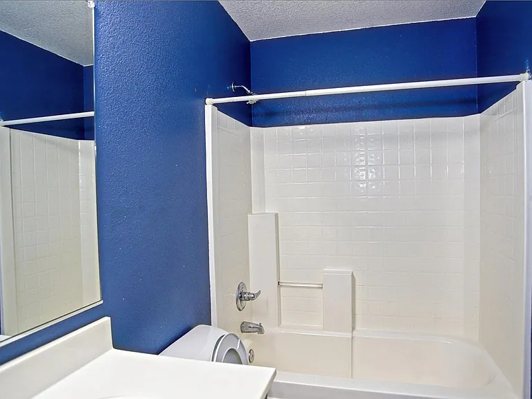 8833 S 13th Pl — Photo 32