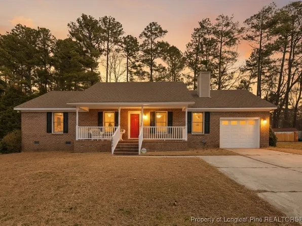 1984 Wheeling St, Fayetteville, NC 28303