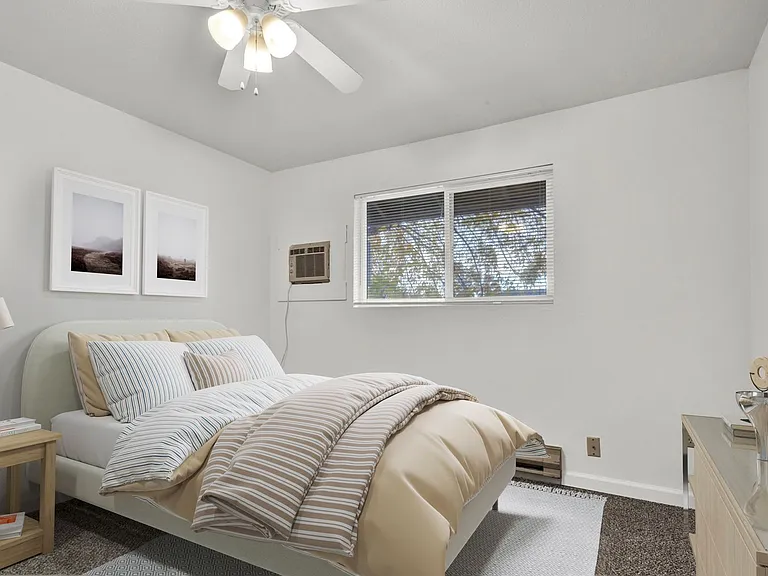 Holly Street Apartments — Photo 8
