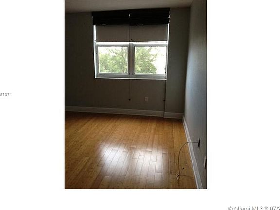 4th image of 10350 W Bay Harbor Dr APT 6J