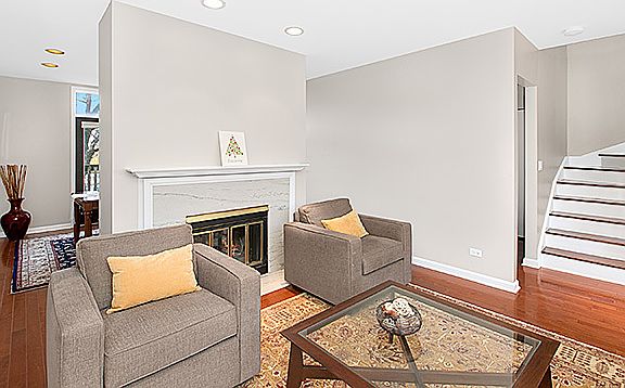 4th image of 2120 N Lakewood Ave