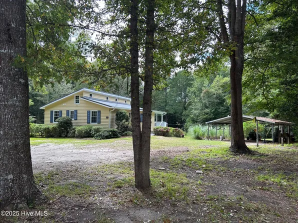 283 Tuliptree Road SW, Supply, NC 28462