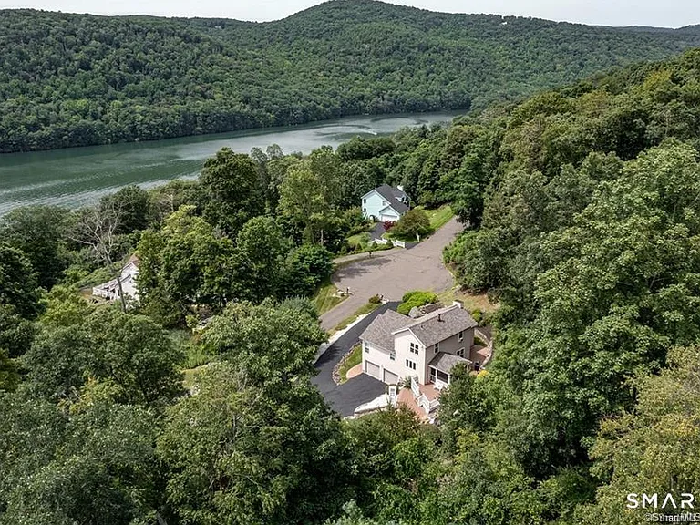 11 Squantz View Dr — Photo 14
