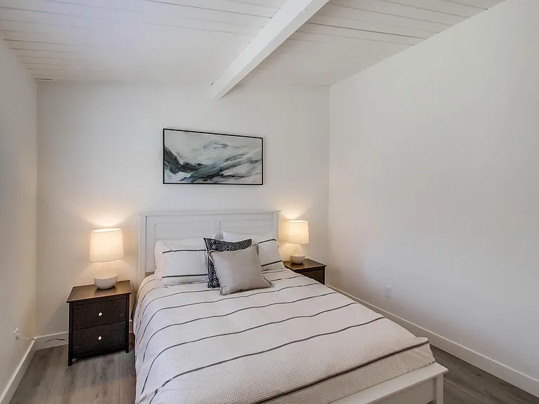 4114 Fond Du Lac Ave — Photo 18