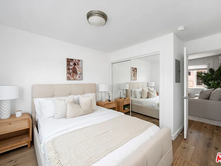 318 N Venice Blvd #B — Photo 18