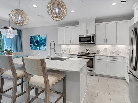 2nd image of 2573 Seychelles DR #103