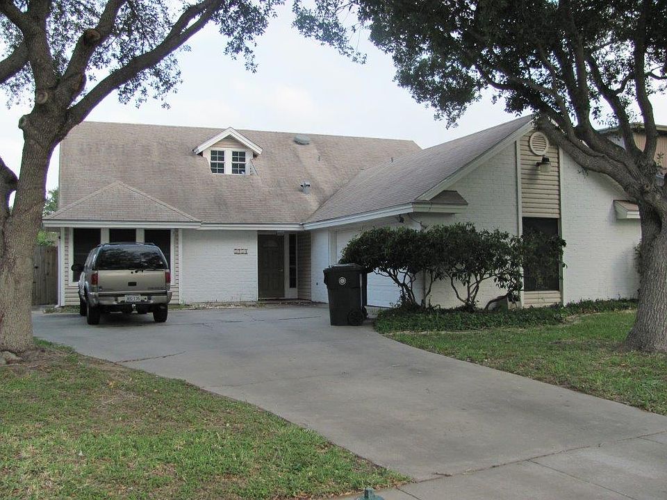 1st image of 3230 Dunbarton Oak St