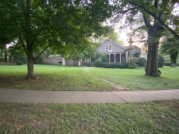 5th image of 3703 Princeton Ave