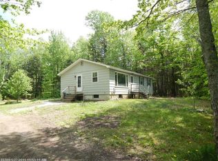 35 Monroe Rd, Hampden, ME 04444