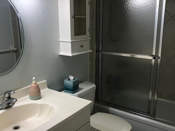 Hallway bath