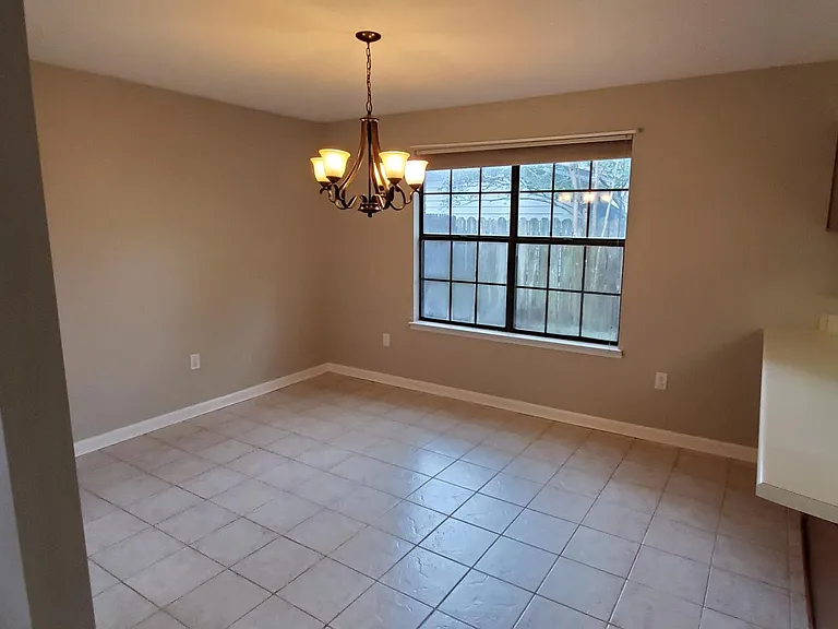 1731 Bayshore Dr — Photo 10