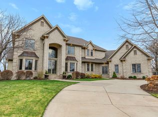 18434 Bearpath Trl, Eden Prairie, MN 55347