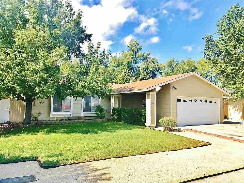 1st image of 1038 Pinewood Dr