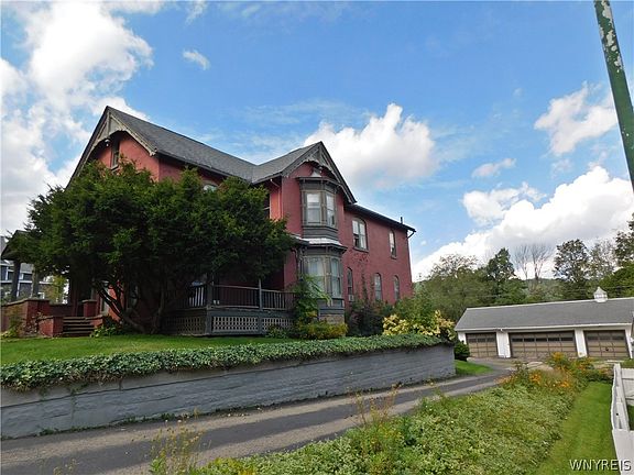 4th image of 85 W Main St
