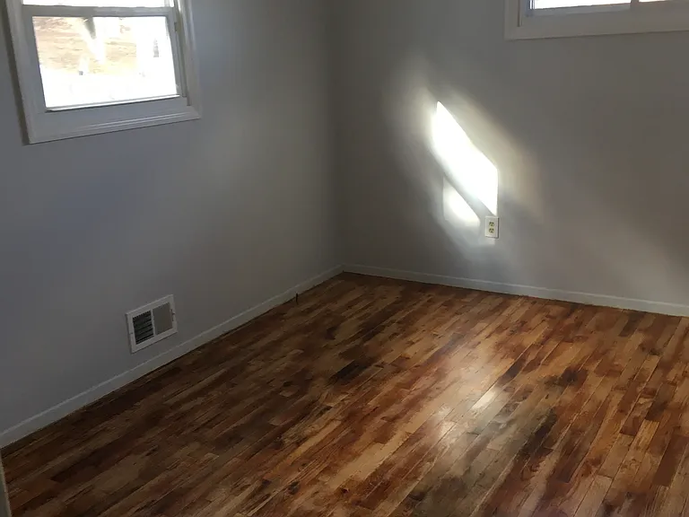 134 Belmont Dr — Photo 8