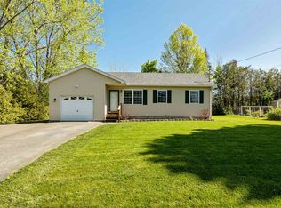 3 Tanglewood Dr, Saint Albans, VT 05478