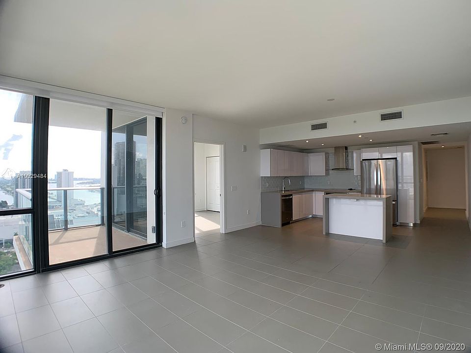 1st image of 1600 NE 1st Ave APT 2620