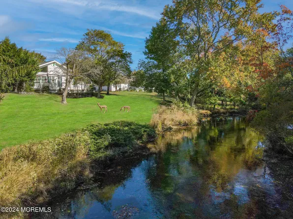 63 Charlotteville Drive, Toms River, NJ 08757