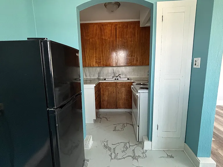 530 Emerson Ave #304 — Photo 4