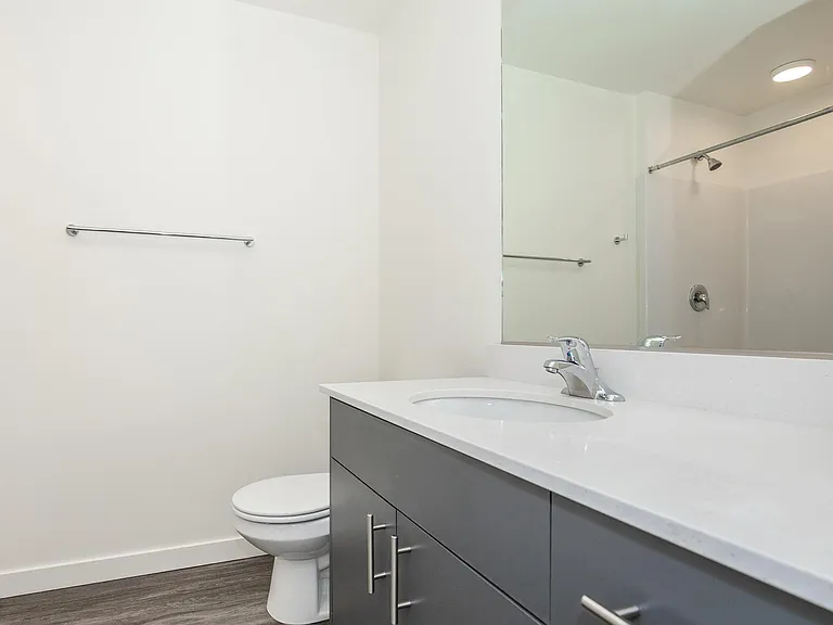 Encore Belltown Apartments — Photo 31