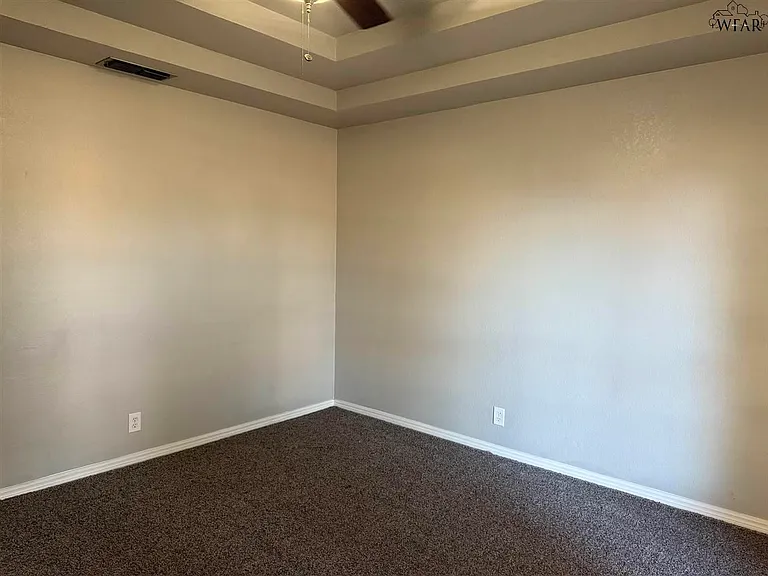 4919 Cypress Ave — Photo 7