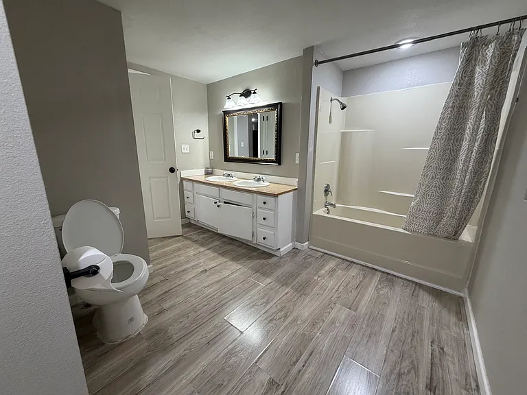 117 Hackberry St — Photo 10