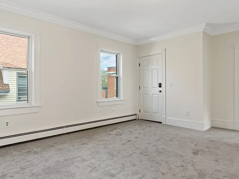 75 Washington St #2 — Photo 15