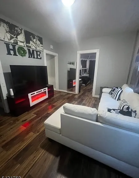 21 Terrace Pl #1 — Photo 3