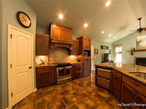 5th image of 3 Sidlaw Hills Cir