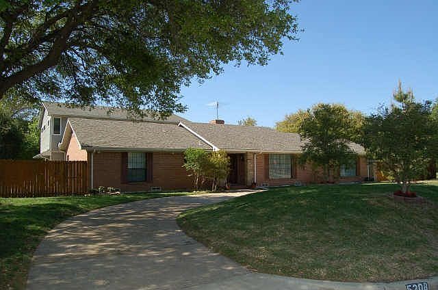 1st image of 5208 Northmoor Dr