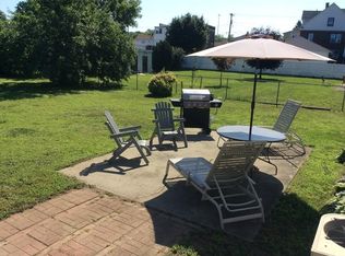 30 Elizabeth St, Chicopee, MA 01013