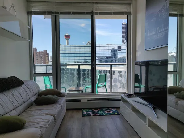 450 8th Ave SE, Calgary, AB