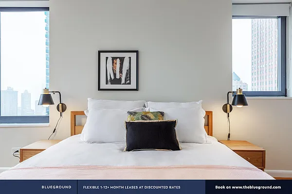 Rented by The Blueground | media 8