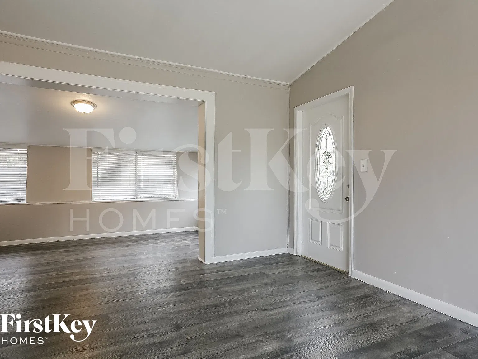 3 bed, 2.0 bath, 1452 sqft, $3,530 — Photo 4