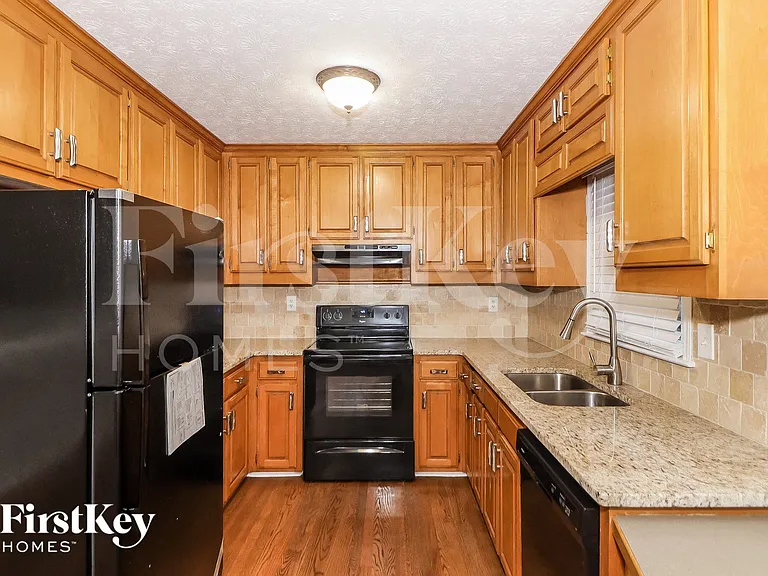 815 Old Spring Way — Photo 6