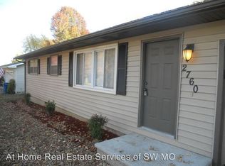 2760 W Turner St, Springfield, MO 65803