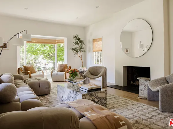 2518 Canyon Dr, Los Angeles, CA 90068