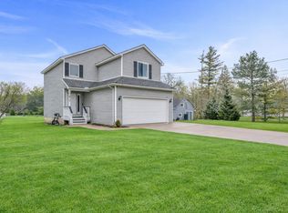 817 Baird St, Holly, MI 48442